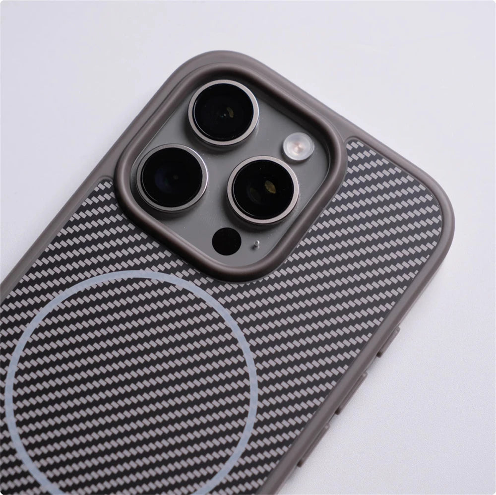 Capa magnética com botão de câmera de toque ativo para iPhone 16 15 Pro Max 14 13 Padrão de fibra de carbono para capa de carregamento sem fio MagSafe