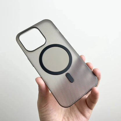 Sarja ultrafina de carregamento sem fio magsafe caso telefone para iphone 17 15 16pro max 16 14 pro 13 translúcido fosco duro pc capa